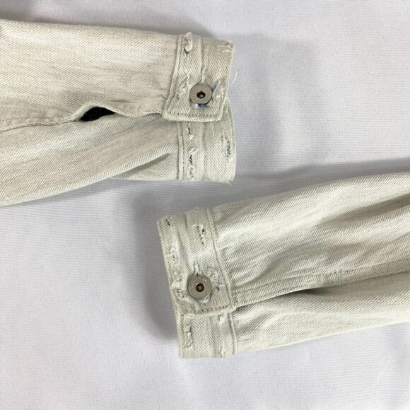 THEYSKENS' THEORY JENJA LIGHT WASH DISTRESSED CROPPED DENIM JACKET - 6 - Picture 9 of 10